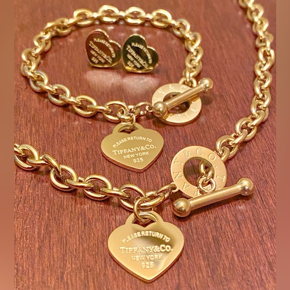 New Gold-Plated Stainless Steel Necklace Bracelet Earrings Set with Heart Design - Picture 1 of 16